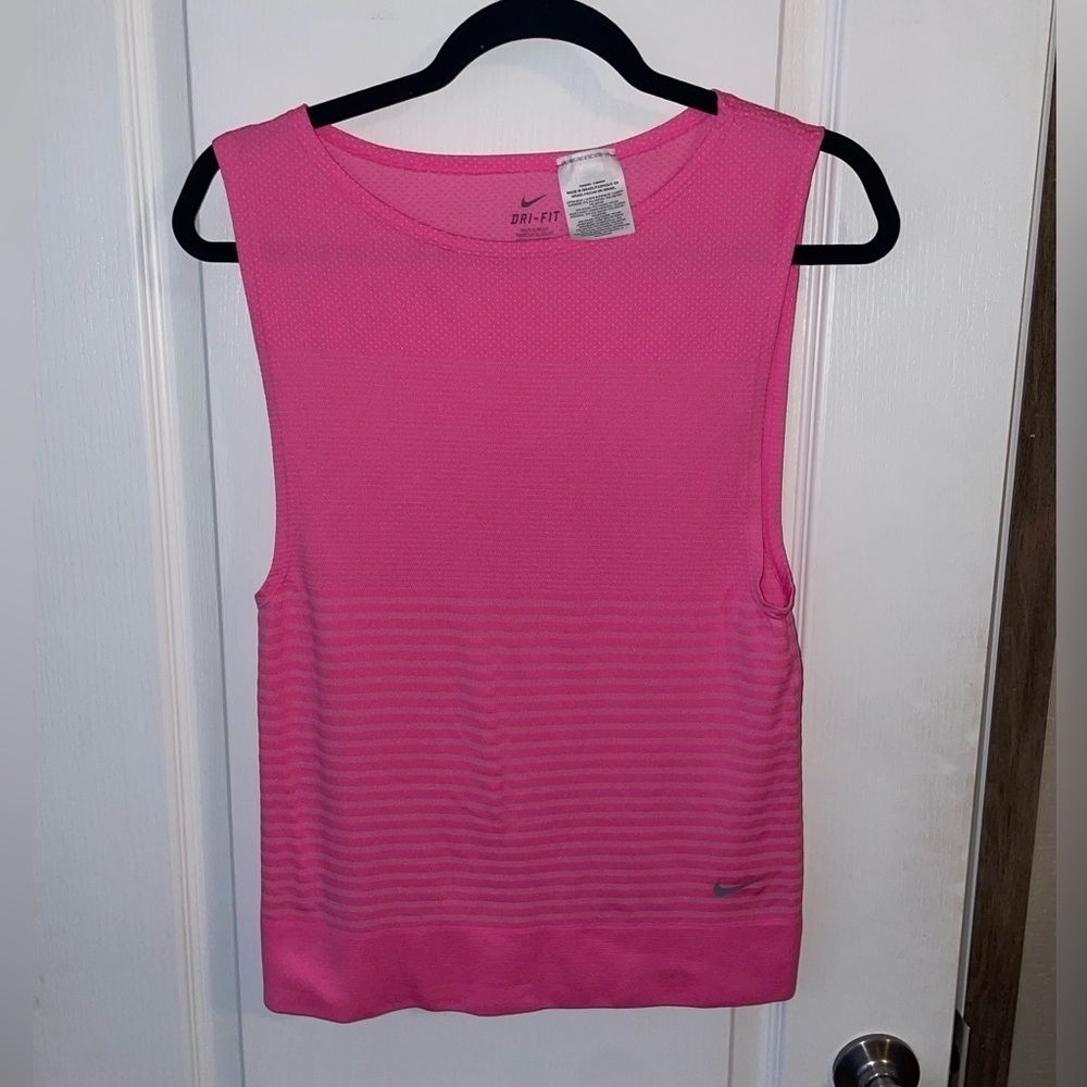 Nike Hot Pink Sleeveless Knit Tank Top Running Size XS - Picture 3 of 6